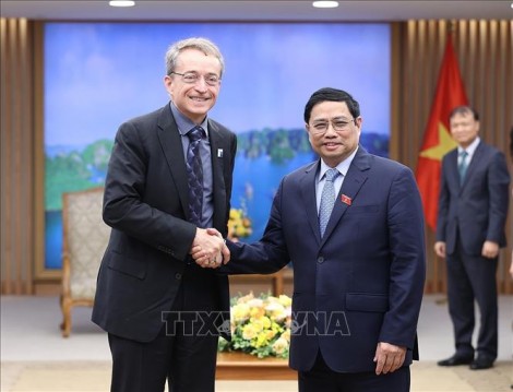 Thủ tướng Phạm Minh Chính tiếp Giám đốc điều hành Tập đoàn Intel