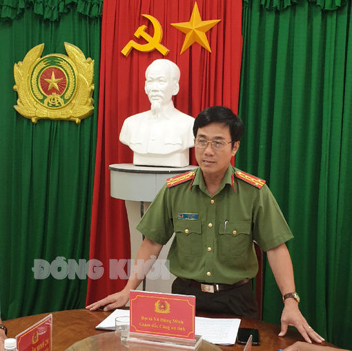 Giám đốc Công an tỉnh Võ Hùng Minh làm việc với Công an huyện Ba Tri