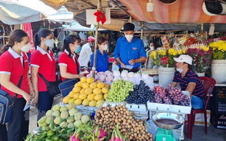 Đoàn viên, thanh niên xung kích tham gia chuyển đổi số Đoàn viên, thanh niên xung kích tham gia chuyển đổi số