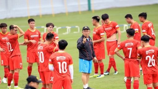 Danh sách ĐT Việt Nam tập trung chuẩn bị cho AFF Cup 2022