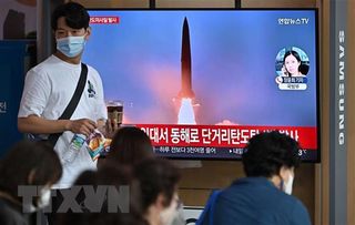 Hàn Quốc thông báo Triều Tiên phóng 2 tên lửa đạn đạo tầm ngắn