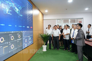 Bến Tre khai trương Trung tâm giám sát và điều hành an toàn, an ninh mạng (SOC) Bến Tre khai trương Trung tâm giám sát và điều hành an toàn, an ninh mạng (SOC)