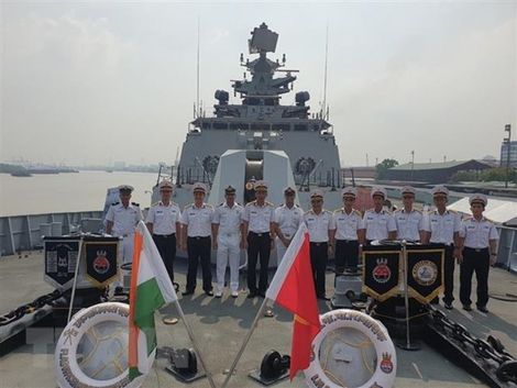 Tàu tên lửa của Lữ đoàn 167 huấn luyện chung với Hải quân Ấn Độ