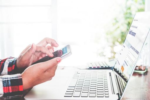 Thông tin cần biết khi mua bảo hiểm ô tô online tại Liberty