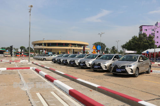 Trung tâm Quản lý phà và bến xe đưa vào hoạt động Cơ sở đào tạo lái xe Trung tâm Quản lý phà và bến xe đưa vào hoạt động Cơ sở đào tạo lái xe