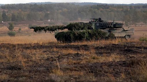Đức cung cấp Leopard 2A6 cho Ukraine, Kiev muốn thành lập 'liên minh xe tăng