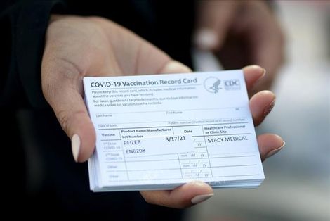 Hạ viện Mỹ phê chuẩn dự luật bỏ chứng nhận tiêm vắc-xin ngừa COVID-19