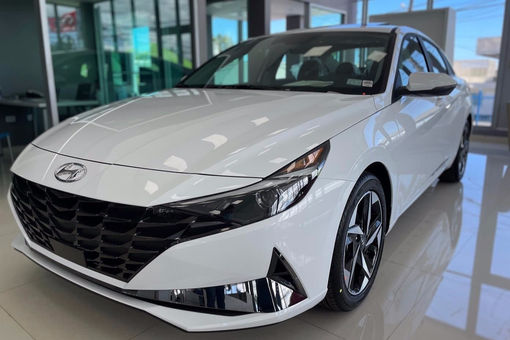 Vai trò của tin tức xe cộ trong cuộc sống hiện đại