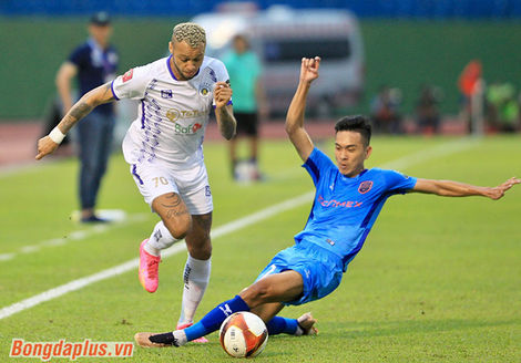 Hà Nội FC rơi xuống thứ 3