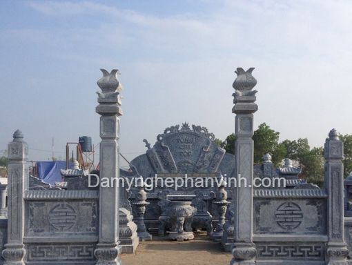 Địa chỉ thi công làm mộ đá có mái đẹp tại Ninh Bình Địa chỉ thi công làm mộ đá có mái đẹp tại Ninh Bình