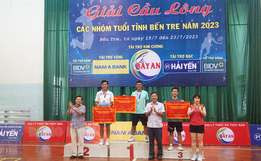 Bế mạc Giải cầu lông các nhóm tuổi tỉnh Bến Tre năm 2023 Bế mạc Giải cầu lông các nhóm tuổi tỉnh Bến Tre năm 2023