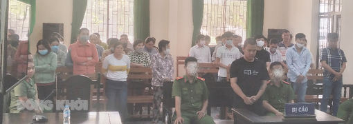 Đánh bạc, tổ chức đánh bạc, 40 bị cáo ra tòa lãnh án