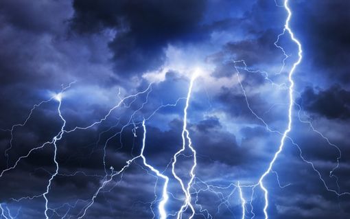 Một người tử vong do bị sét đánh trên địa bàn huyện Ba Tri