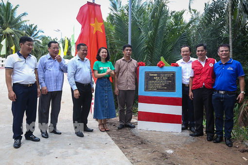 Khánh thành cầu 7 Oai, xã Thạnh Phú Đông