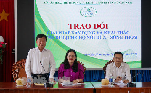 Họp bàn giải pháp xây dựng và khai thác tuyến du lịch chợ nổi dừa sông Thom