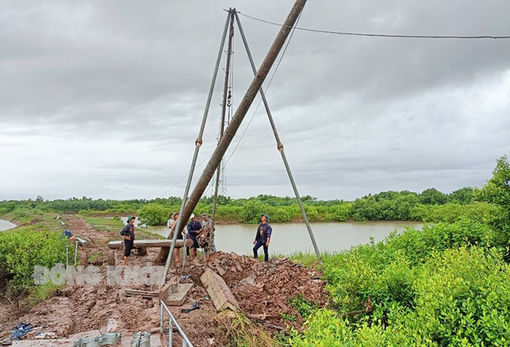 Đầu tư lưới điện phục vụ phát triển kinh tế - xã hội