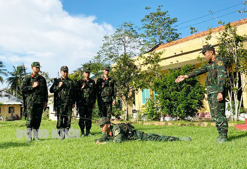 Đại đội Thông tin bảo đảm tốt thông tin liên lạc trong mọi tình huống Đại đội Thông tin bảo đảm tốt thông tin liên lạc trong mọi tình huống