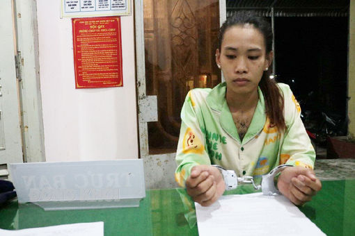 Bắt đối tượng mua bán trái phép chất ma túy