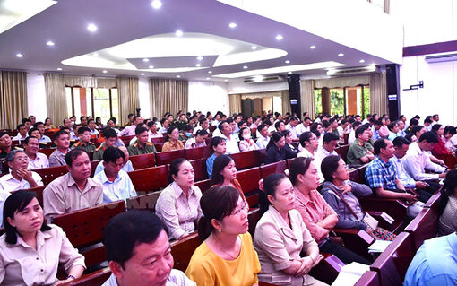 Chấn chỉnh công tác đào tạo, bồi dưỡng, tập huấn đối với cán bộ, công chức, viên chức
