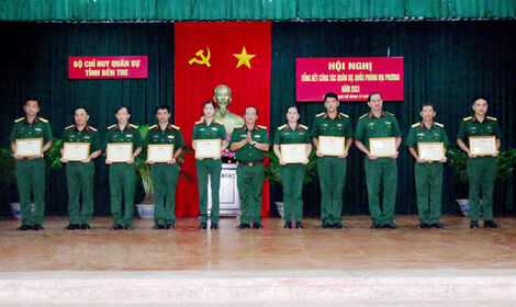 Tổng kết công tác quân sự, quốc phòng địa phương năm 2023