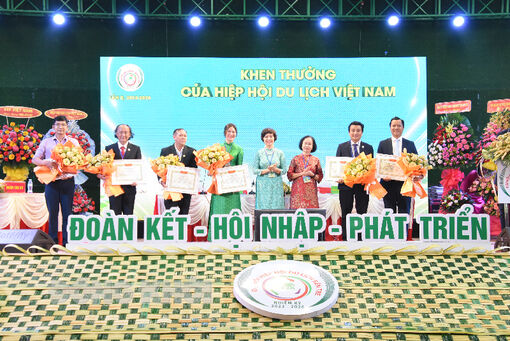 Ông Trần Bá Sanh được bầu làm Chủ tịch Hiệp hội Du lịch Bến Tre khóa II, nhiệm kỳ 2023 - 2028