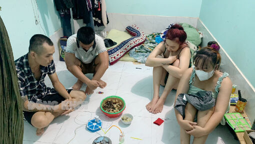 Bắt quả tang nhiều đối tượng tàng trữ, sử dụng trái phép chất ma túy