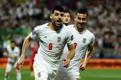 Iran và Nhật Bản vào tứ kết Asian Cup 2023