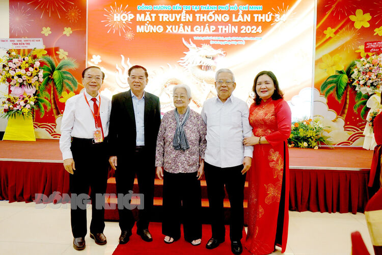 Đồng hương Bến Tre tại TP. Hồ Chí Minh họp mặt đầu xuân Giáp Thìn 2024