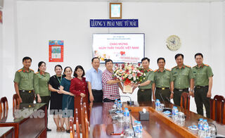 Giám đốc Công an tỉnh chúc mừng Ngày Thầy thuốc Việt Nam