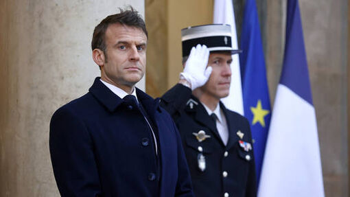 Tổng thống Pháp bảo lưu tuyên bố về khả năng điều quân tới Ukraine