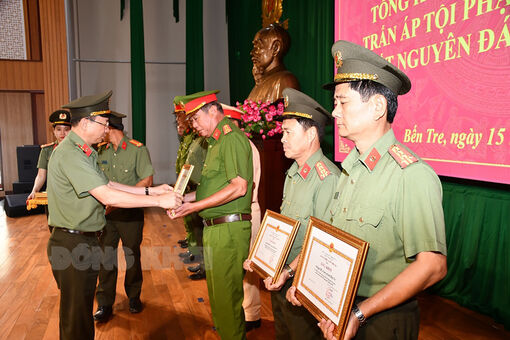 Hội nghị tổng kết cao điểm tấn công, trấn áp tội phạm, bảo đảm an ninh, trật tự Tết Nguyên đán Giáp Thìn 2024