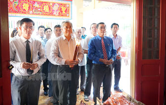 Trưởng ban Tổ chức Tỉnh ủy Nguyễn Văn Đức dự Giỗ Tổ Hùng Vương tại xã Bình Phú, TP. Bến Tre