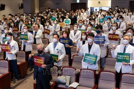Chính phủ Hàn Quốc cho phép các trường linh hoạt tăng chỉ tiêu tuyển sinh ngành y