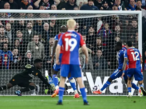 MU thảm bại trước Crystal Palace
