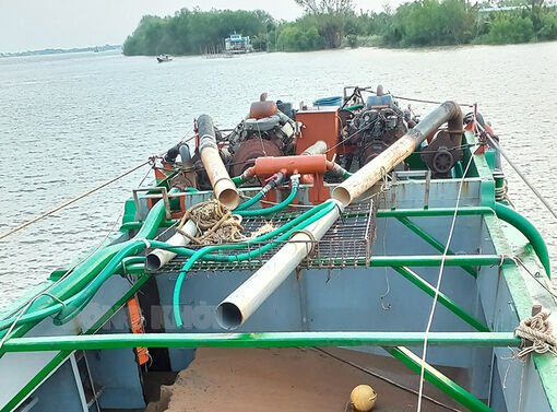 Về việc giải quyết dứt điểm tình trạng khai thác cát trái phép trên sông Hàm Luông