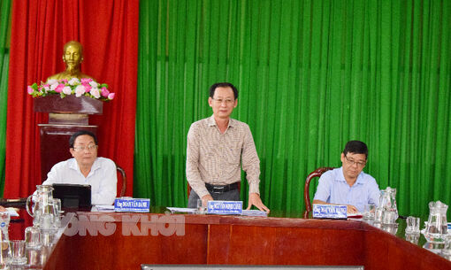 Lãnh đạo tỉnh làm việc với UBND huyện Thạnh Phú về tiến độ thực hiện xây dựng huyện nông thôn mới