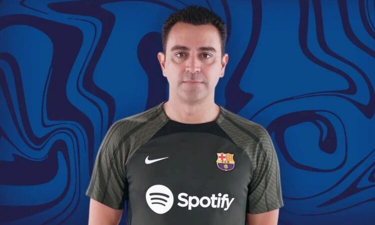 Xavi Hernandez bị Barca sa thải