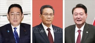 Lãnh đạo Hàn Quốc, Trung Quốc, Nhật Bản gặp song phương trước thềm hội nghị ba bên