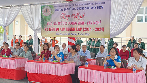 Câu lạc bộ Ao Sen, TP. Bến Tre họp mặt kỷ niệm 10 năm thành lập