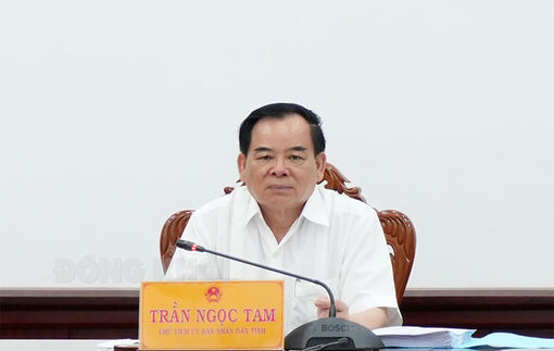 Thành viên UBND tỉnh họp lệ kỳ tháng 5-2024