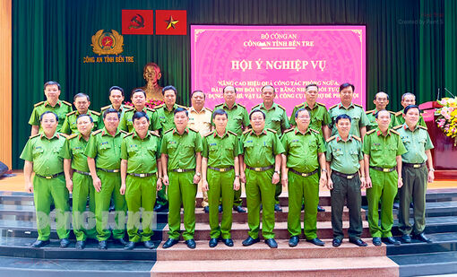 Công an Bến Tre tổ chức hội ý nghiệp vụ