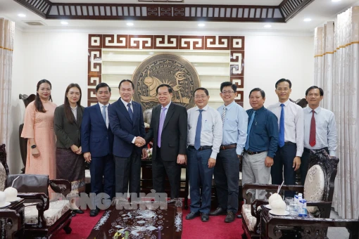 Lãnh đạo tỉnh tiếp xã giao Tổng lãnh sự Lào tại TP. Hồ Chí Minh