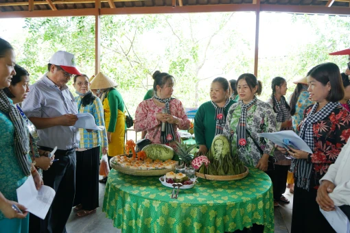 Hương vị miệt vườn tại hội thi bánh dân gian Châu Thành