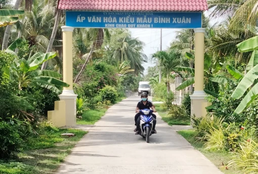 Tổ nhân dân tự quản số 2 đóng góp tích cực xây dựng đạt các danh hiệu của ấp Bình Xuân