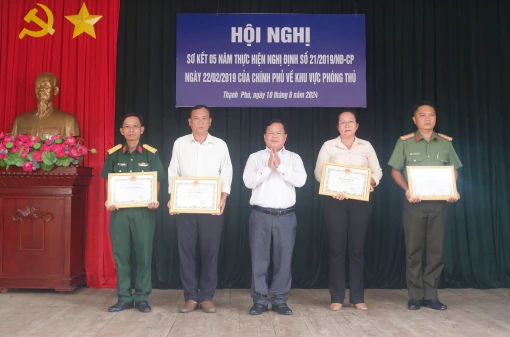 Thạnh Phú sơ kết 5 năm thực hiện Nghị định số 21/NĐ-CP về khu vực phòng thủ