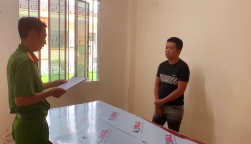 Bắt, bàn giao đối tượng truy nã Bắt, bàn giao đối tượng truy nã