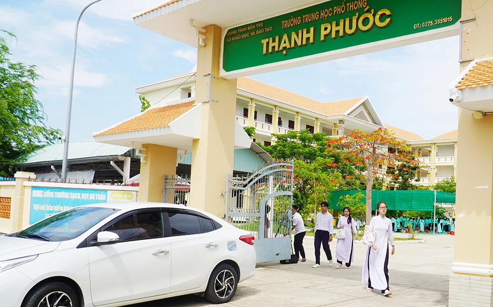 Huyện Bình Đại tăng thêm 1 điểm thi đặt tại Trường THPT Thạnh Phước.