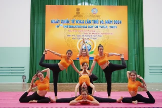 150 người tập tham dự Ngày Quốc tế Yoga năm 2024 tại Bến Tre