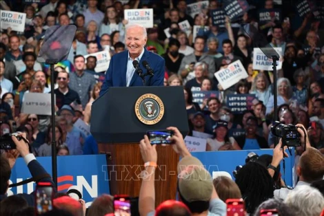 Tỷ lệ cử tri ủng hộ Tổng thống Mỹ Joe Biden bất ngờ gia tăng