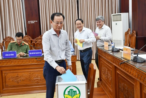 Họp xét, đề nghị công nhận 13 xã đạt chuẩn nông thôn mới, nông thôn mới nâng cao, nông thôn mới kiểu mẫu